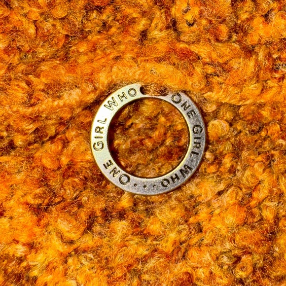 One girl Who Cozy rusty hooded Button-Up 3-4 sleeve Sweater Size S (no tag) VGUC - Picture 4 of 8